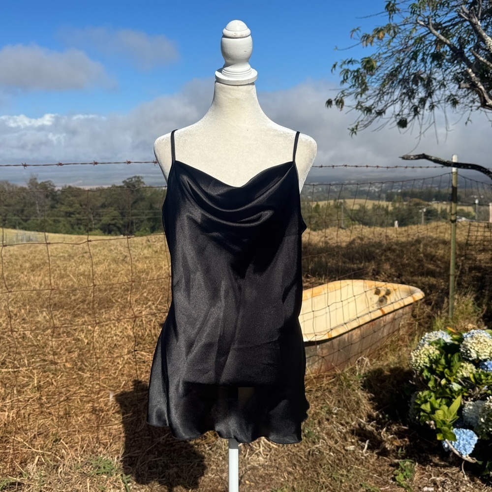 Annalee + Hope Y2K Black Satin Cowl neck Cami going out Medium
